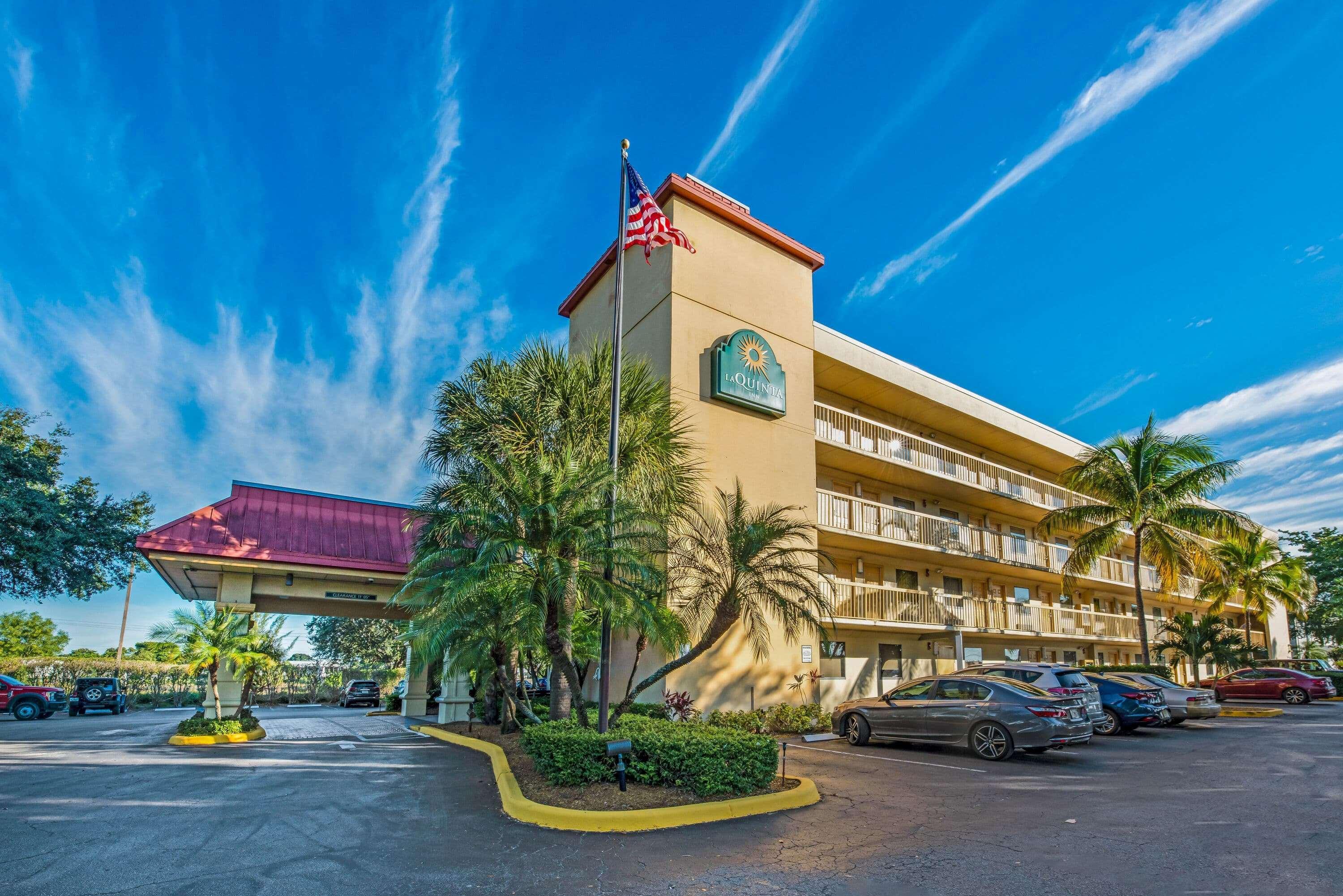 La Quinta Inn By Wyndham West Palm Beach - Florida Turnpike Екстериор снимка