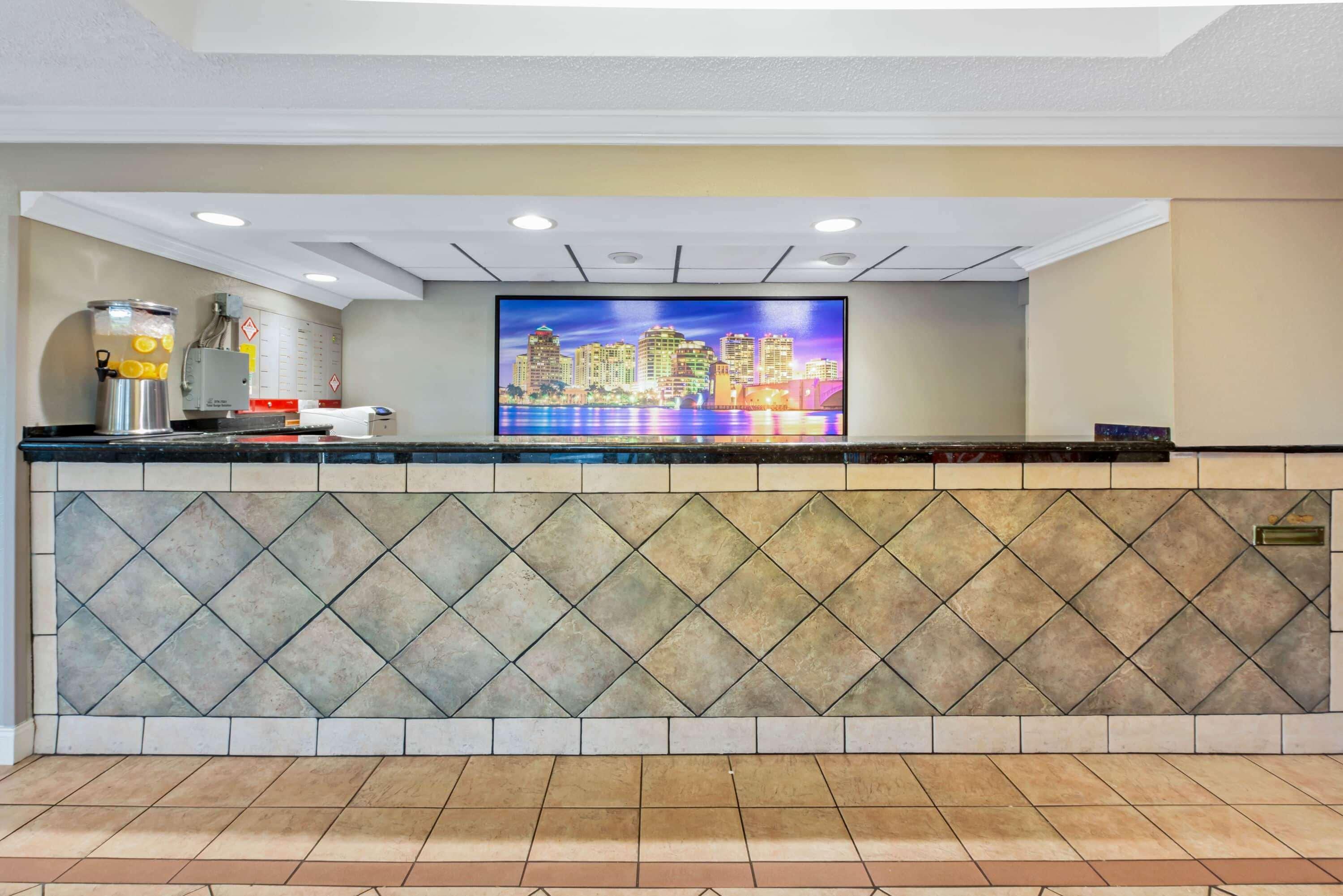 La Quinta Inn By Wyndham West Palm Beach - Florida Turnpike Екстериор снимка