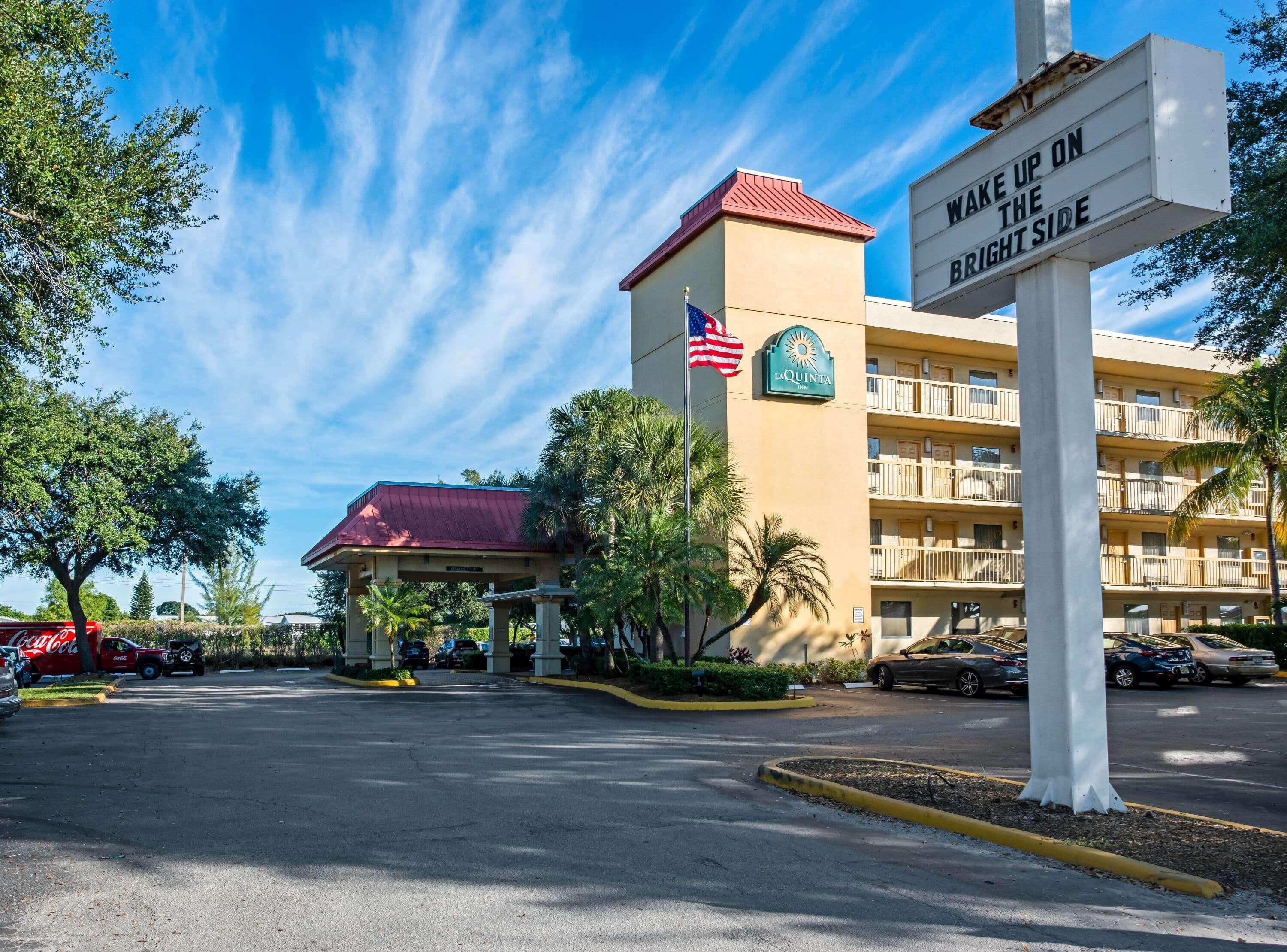La Quinta Inn By Wyndham West Palm Beach - Florida Turnpike Екстериор снимка