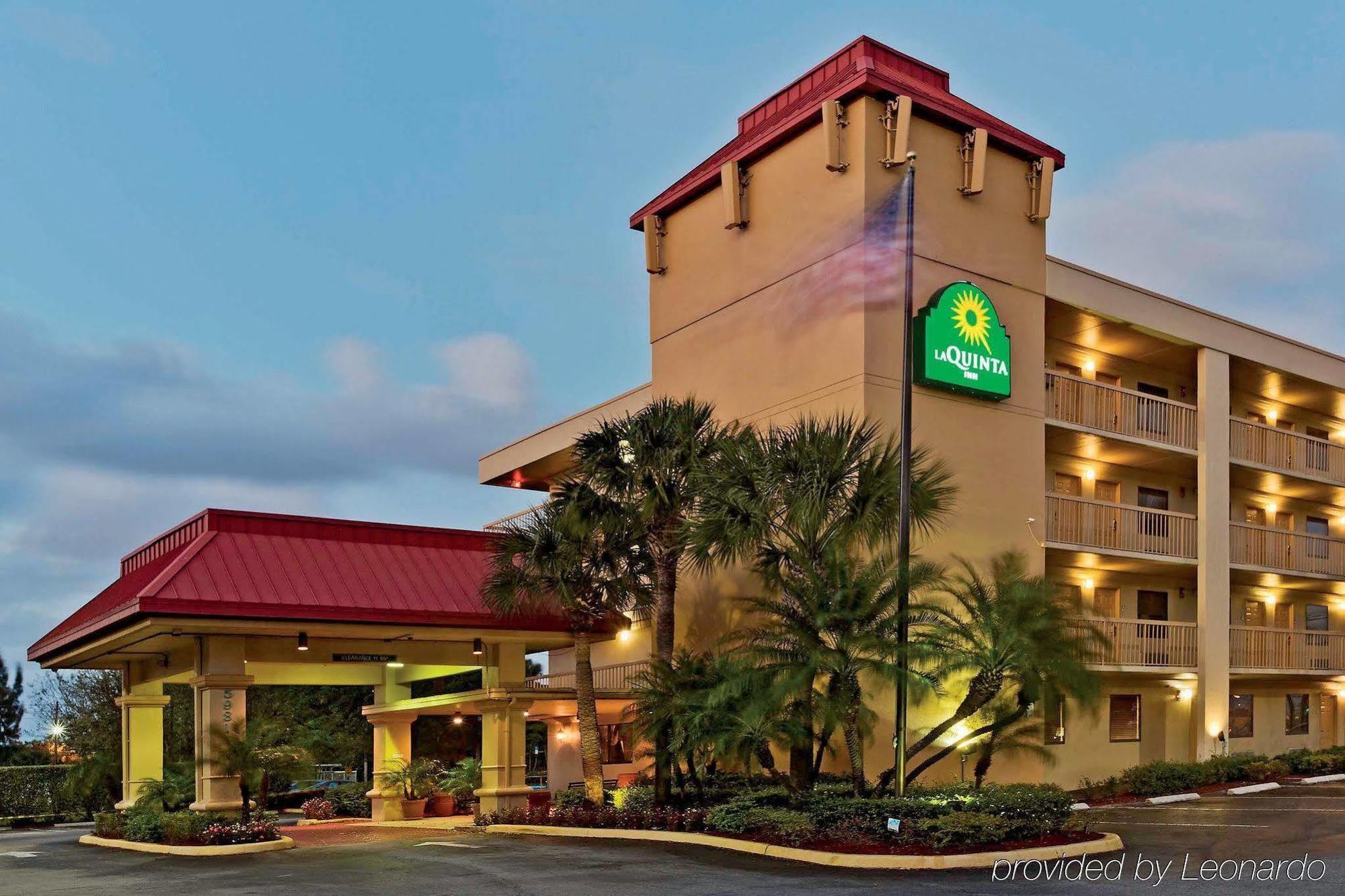 La Quinta Inn By Wyndham West Palm Beach - Florida Turnpike Екстериор снимка