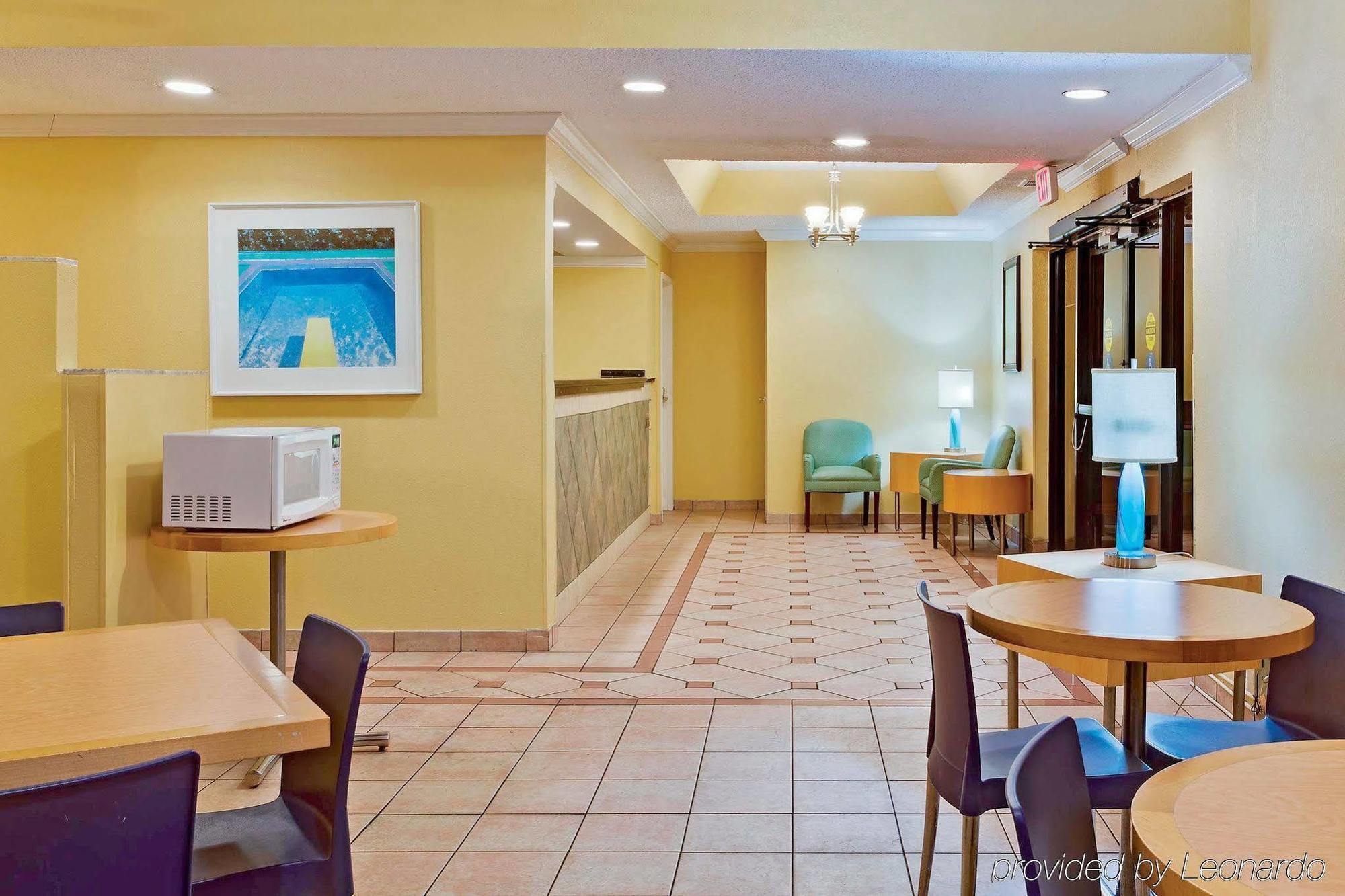 La Quinta Inn By Wyndham West Palm Beach - Florida Turnpike Екстериор снимка
